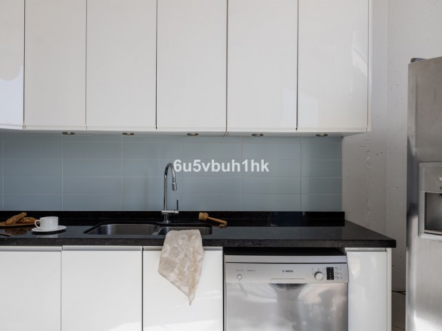 4 Bedrooms Villa in Fuengirola