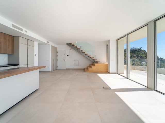 4 Bedrooms Apartment in Benalmadena Pueblo