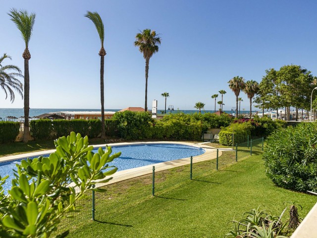 Apartment, La Carihuela, R4839925