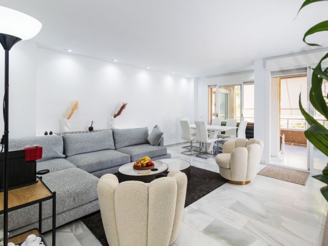 Apartment, La Carihuela, R4839925