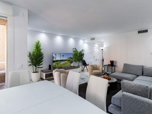 3 Bedrooms Apartment in La Carihuela
