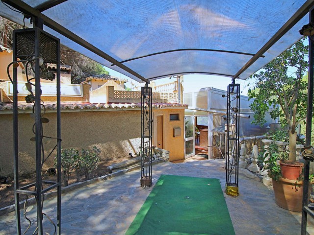 Comercial, Marbesa, R4068490