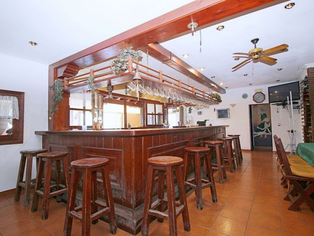 Commercieel in Marbesa