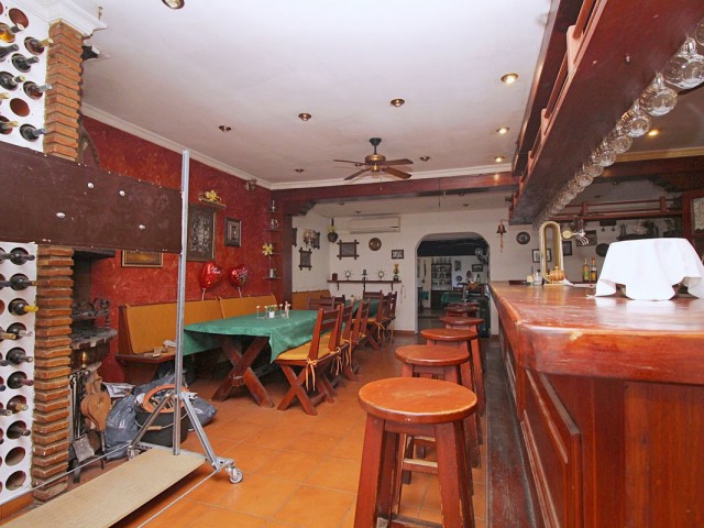 Commercieel in Marbesa