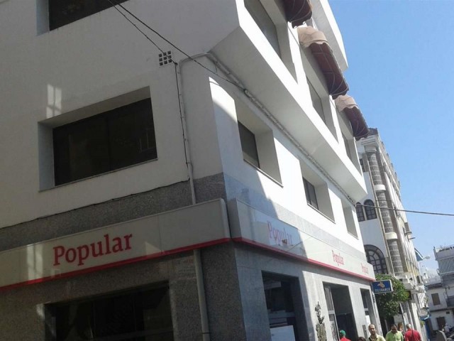 Liikekiinteistö San Pedro de Alcántara