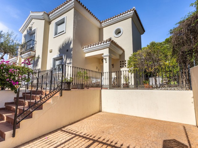 3 Schlafzimmer Villa in Alhaurin Golf