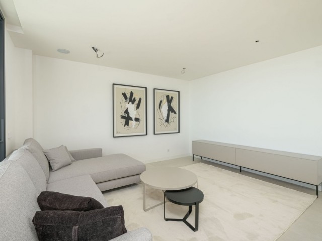 Apartamento con 2 Dormitorios  en Carvajal