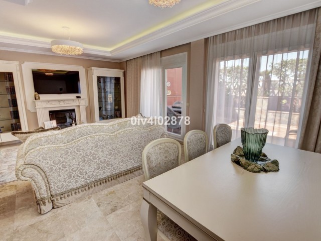 Townhouse, Arroyo de la Miel, R4071688