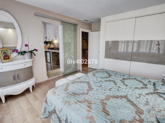 4 Bedrooms Townhouse in Arroyo de la Miel