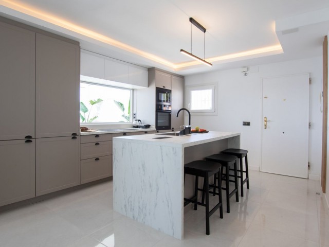 Penthouse in Calahonda