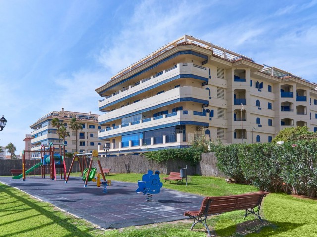 Apartamento, San Luis de Sabinillas, R4853548