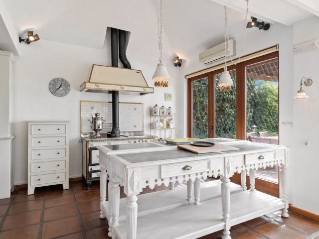 6 Soveroms Villa i Marbesa