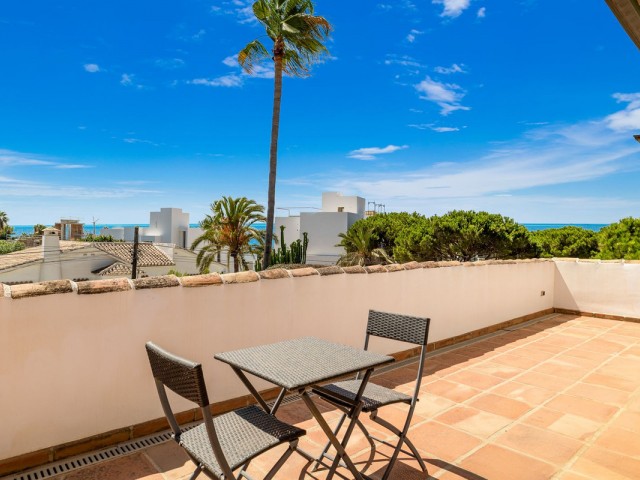 Villa avec 6 Chambres  à Marbesa