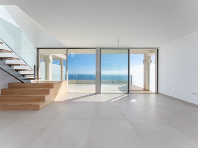 3 Bedrooms Apartment in Benalmadena Pueblo
