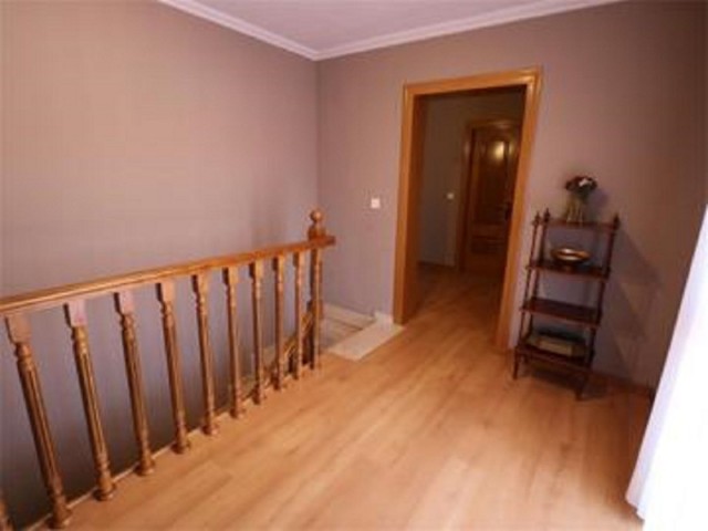 Villa con 6 Dormitorios  en Torremolinos