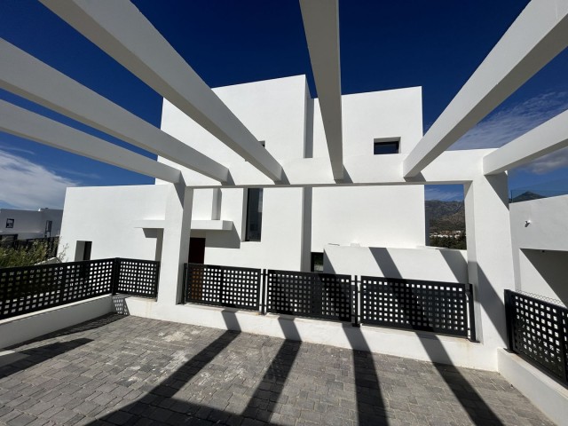 4 Bedrooms Villa in Río Real