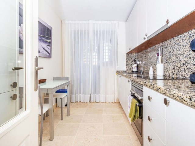 2 Bedrooms Apartment in Benahavís