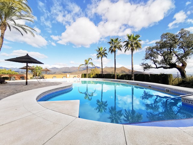 Apartment, La Mairena, R4855873