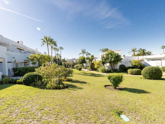 3 Bedrooms Apartment in Nueva Andalucía