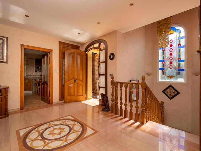 5 Makuuhuoneen Huvila Alhaurín de la Torre