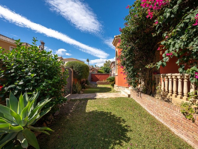 5 Makuuhuoneen Huvila Alhaurín de la Torre