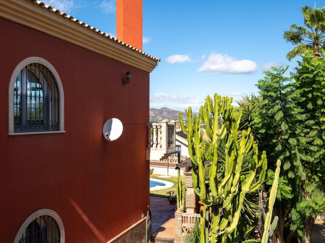 5 Makuuhuoneen Huvila Alhaurín de la Torre