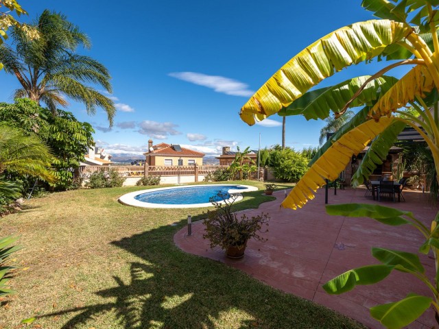 5 Makuuhuoneen Huvila Alhaurín de la Torre