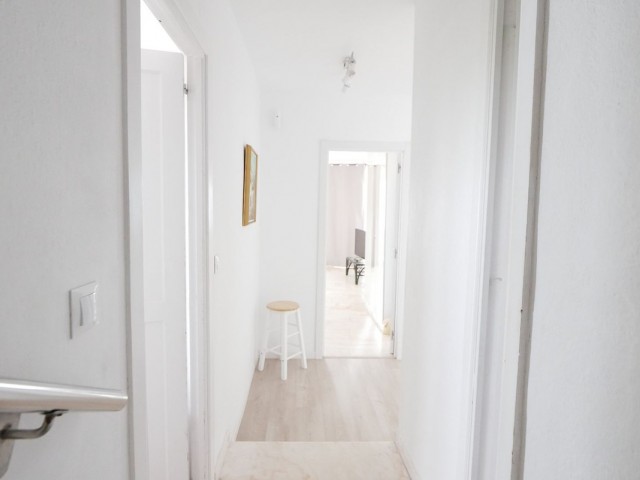 Penthouse avec 3 Chambres  à Puerto de Cabopino