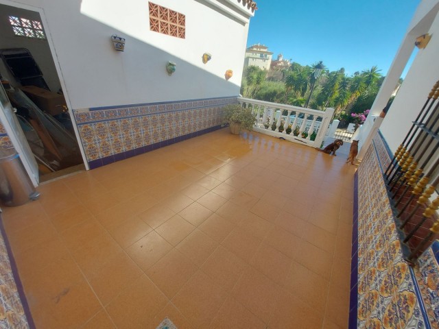 3 Bedrooms Villa in La Duquesa