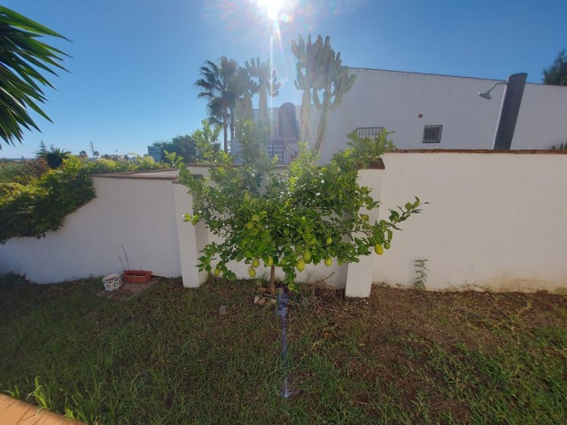 3 Bedrooms Villa in La Duquesa