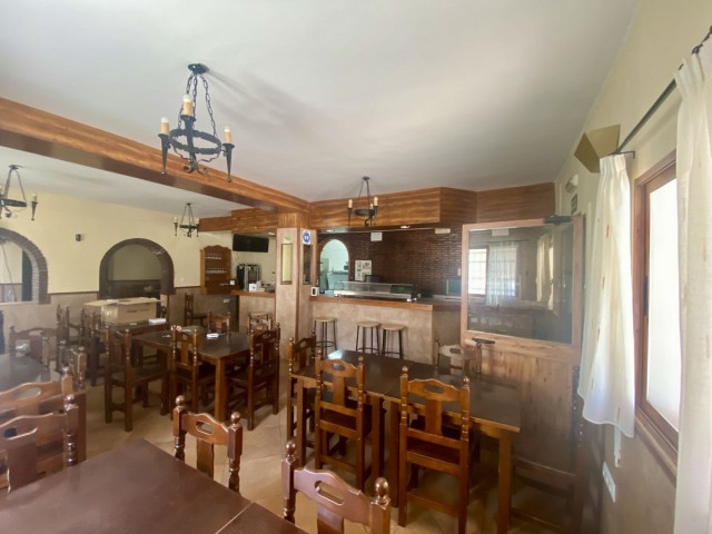 6 Bedrooms Villa in Málaga