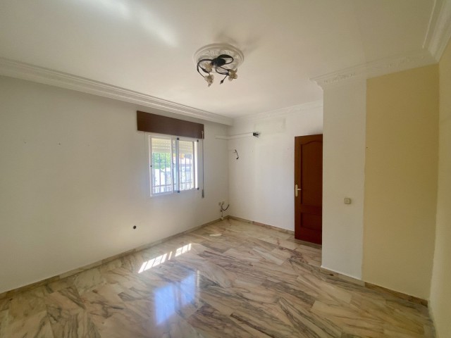 6 Schlafzimmer Villa in Málaga