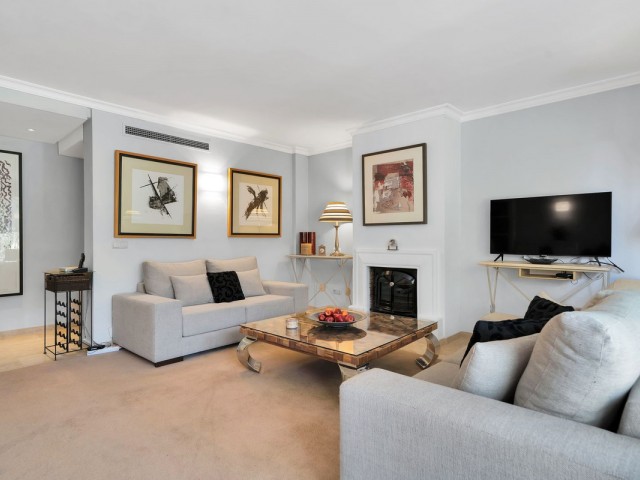 Apartamento con 3 Dormitorios  en La Quinta