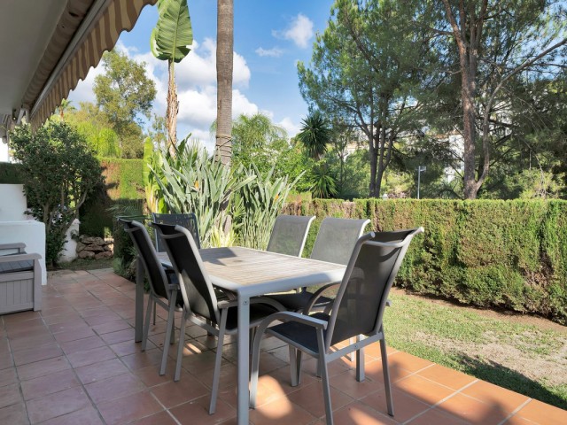 Apartamento con 3 Dormitorios  en La Quinta