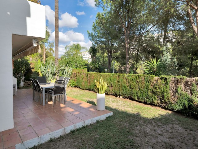 Apartamento con 3 Dormitorios  en La Quinta