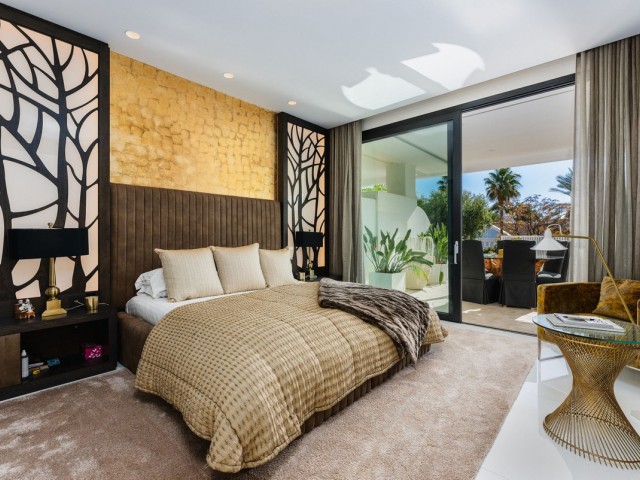 4 Bedrooms Apartment in Sierra Blanca