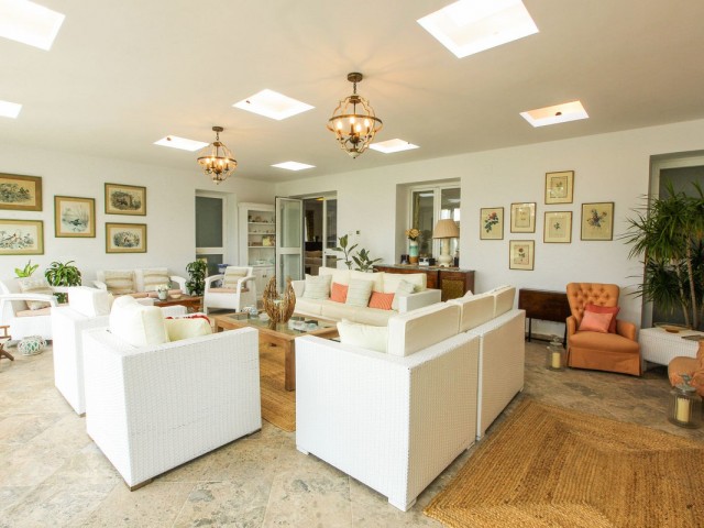 7 Bedrooms Villa in Sotogrande