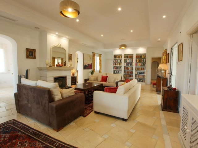 Villa avec 7 Chambres  à Sotogrande