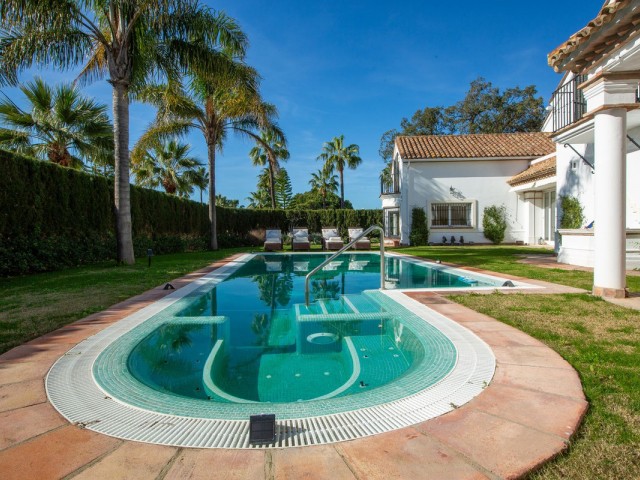 7 Bedrooms Villa in Sotogrande