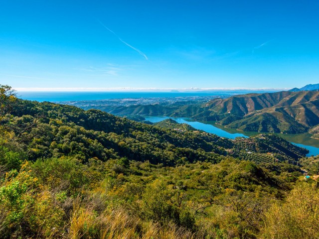 3 Slaapkamer Rijtjeshuis in Istán