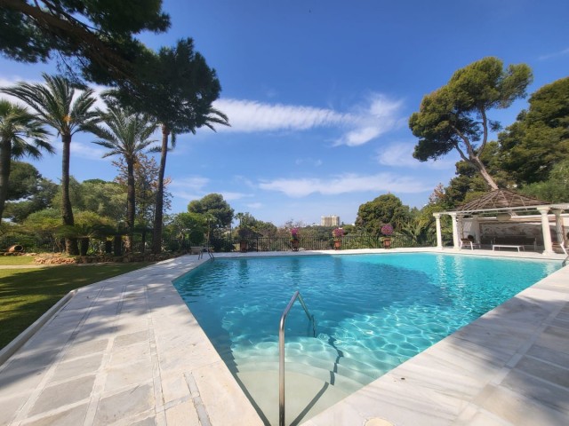 6 Bedrooms Villa in Río Real