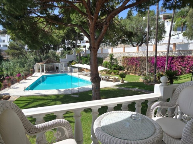 6 Slaapkamer Villa in Río Real