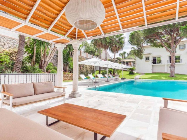 6 Slaapkamer Villa in Río Real