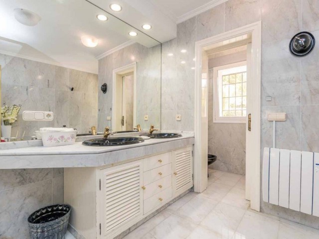 6 Slaapkamer Villa in Río Real