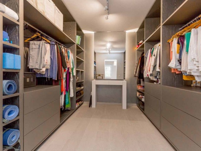 6 Makuuhuoneen Huvila Río Real