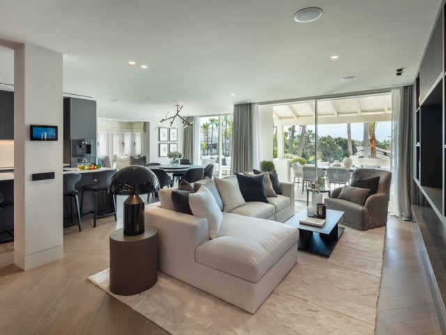 Penthouse i The Golden Mile