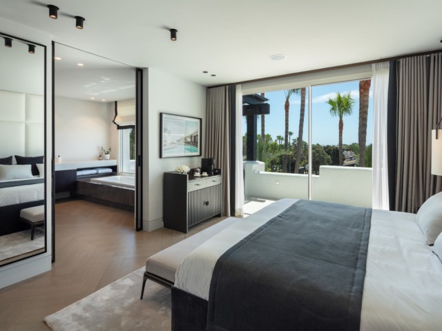 Penthouse i The Golden Mile