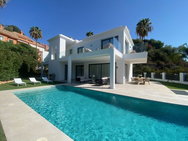 Villa, Monte Halcones, R4082344