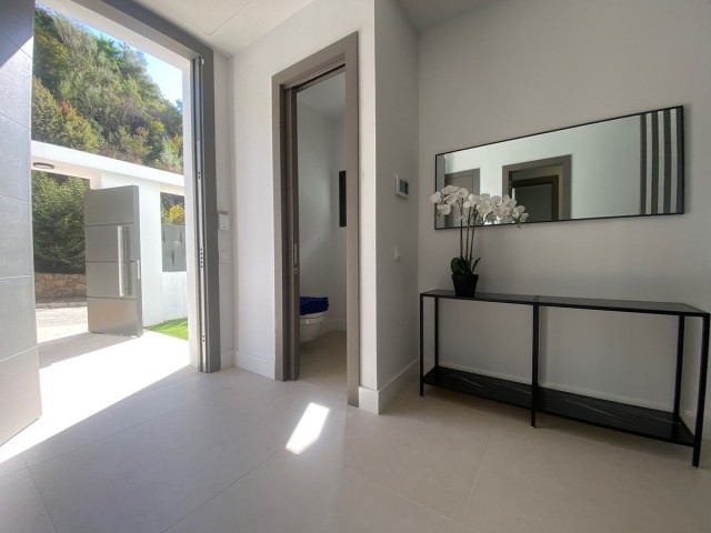 Villa, Monte Halcones, R4082344