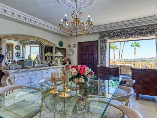 8 Slaapkamer Villa in Alhaurín de la Torre